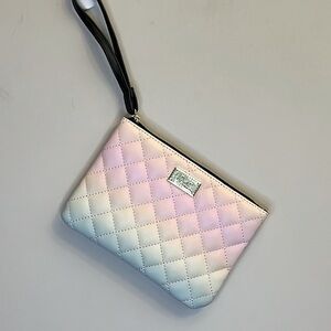 39💋Luv Betsey By Betsey Johnson NWOT Quilted Rainbow Sherbet Wristlet